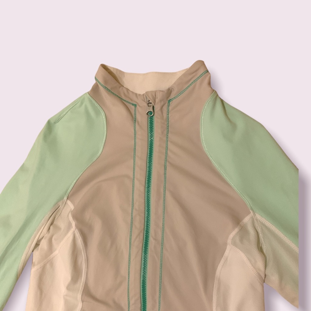 Lululemon Forme jacket - Picture 7 of 9
